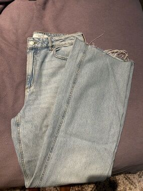 Dynamite High-Rise Light Wash Denim Jeans